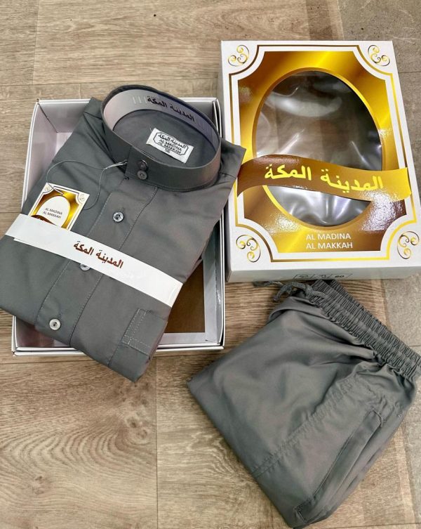 Jellabe avec pantalon